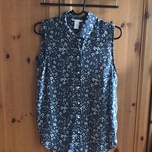 Blue H&M sleeveless blouse